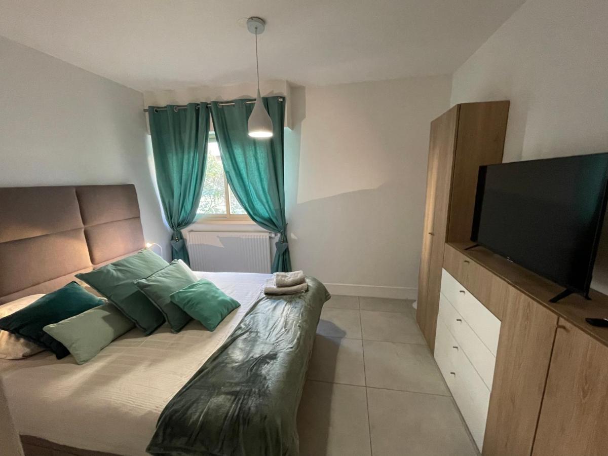 Le Melody Apartment อองทีบส์ ภายนอก รูปภาพ